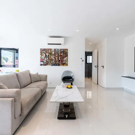 Appartement Résidence 2p Traversant, Centre Cannes, Rue D’antibes - 2p Traversant, Centre Cannes, Rue D’antibes Mae-3343 Cannes