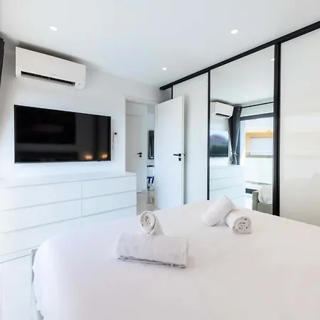 Résidence 2p Traversant, Centre Cannes, Rue D’antibes - 2p Traversant, Centre Cannes, Rue D’antibes Mae-3343 Cannes