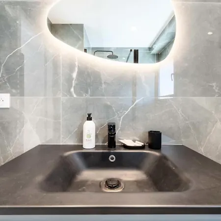 Apartmán 2p Traversant, Centre Cannes, Rue D'antibes - 2p Traversant, Centre Cannes, Rue D'antibes Mae-3343 Cannes