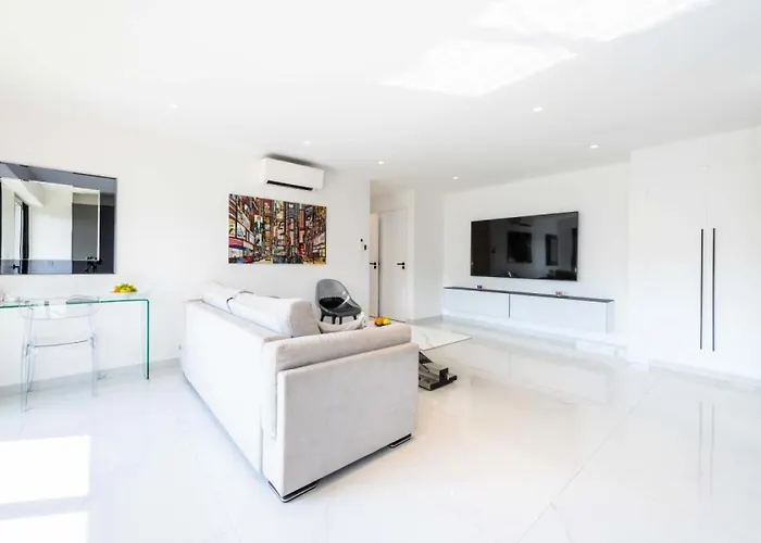 Apartment 2p Traversant, Centre Cannes, Rue D'antibes - 2p Traversant, Centre Cannes, Rue D'antibes Mae-3343 *